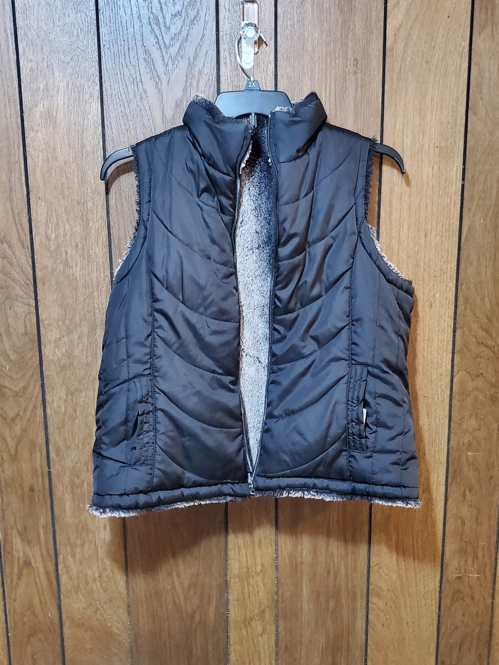 KC Collections Reversible Quilted Black Sherpa-Lined Vest Size XL